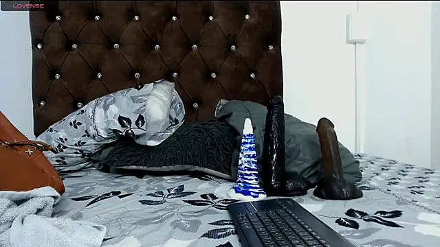 smithdara online show from March 2025 11:39:02 AM