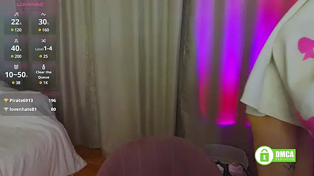 Hello Vivienne online show from March 2025 07:17:01 PM