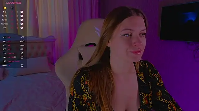 Snapshot of Lovella_Lips chatting on December 2024 10:45:02 AM Lovella Lips online show from December 2024 10:45:02 AM