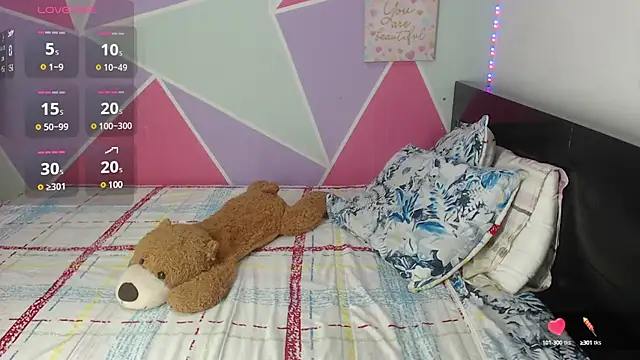 Snapshot of Mily_Miley chatting on December 2024 12:12:01 PM Mily Miley online show from December 2024 12:12:01 PM