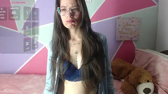 Snapshot of Mily_Miley chatting on February 2025 01:09:02 PM Mily Miley online show from February 2025 01:09:02 PM