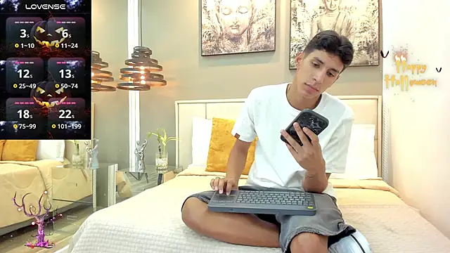 kieran derek online show from October 2025 03:25:01 AM