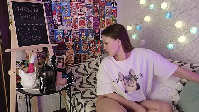 LittleLeen online show from December 2024 06:03:02 PM