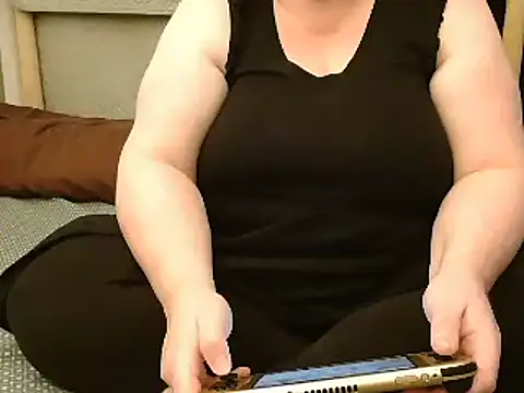 MarthaBriest online show from December 2024 08:01:01 AM