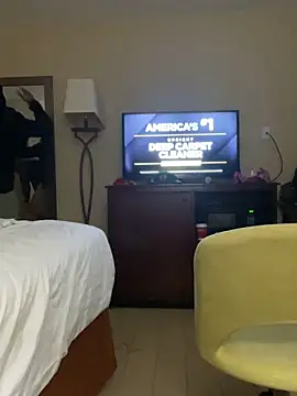 Snapshot of MaskOn_DOut chatting on January 2025 10:08:02 AM MaskOn DOut online show from January 2025 10:08:02 AM