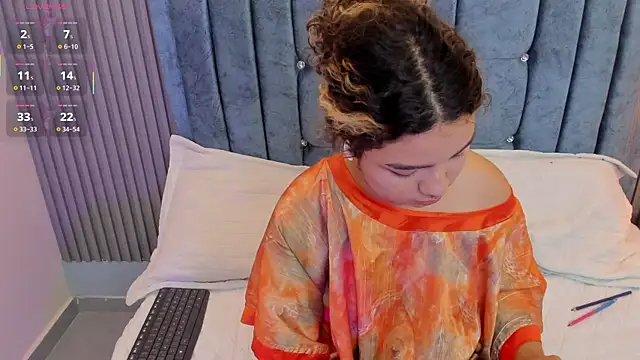 pretty sunlight  online show from July 2026 09:29:01 PM