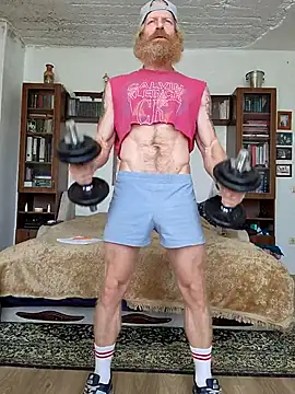 Gingerbeard40 online show from November 2025 08:03:02 AM