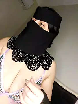 -Arab milf- online show from March 2025 06:16:02 AM