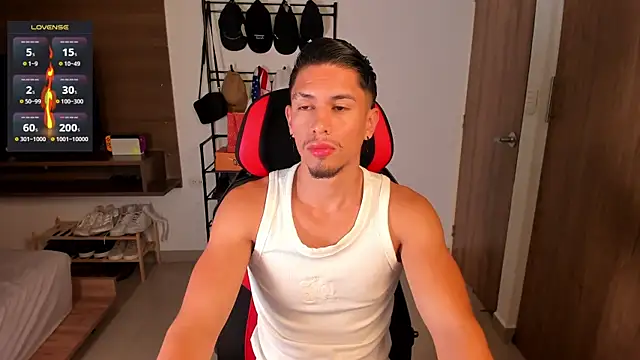 Aaronfox x online show from July 2026 11:56:02 AM