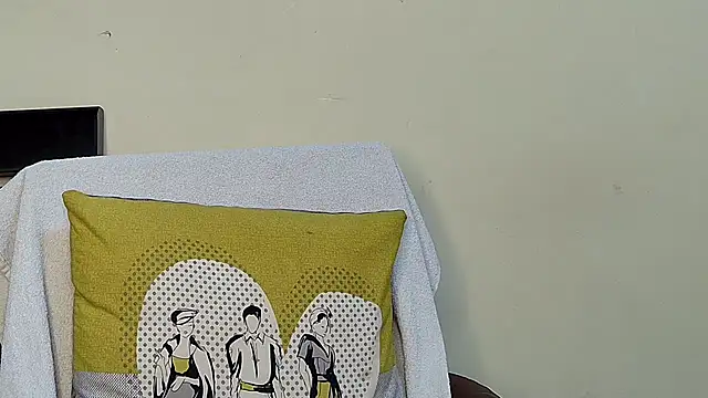 MIss-Naina online show from November 2025 08:37:01 AM