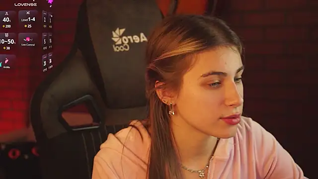 EllieCutes online show from January 2025 04:06:01 PM