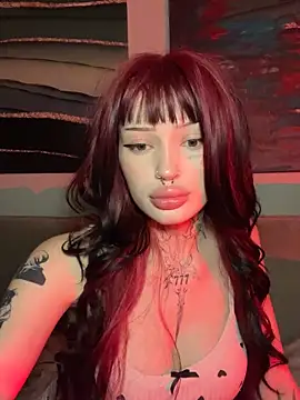 Snapshot of madelinexx chatting on October 2025 04:30:02 PM madelinexx online show from October 2025 04:30:02 PM