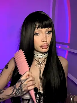 Snapshot of madelinexx chatting on November 2025 02:28:02 PM madelinexx online show from November 2025 02:28:02 PM