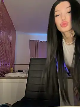 madelinexx online show from January 2026 09:01:01 AM