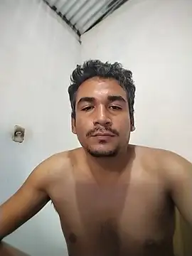 Snapshot of ArmandoDG18 chatting on July 2026 02:13:02 PM ArmandoDG18 online show from July 2026 02:13:02 PM