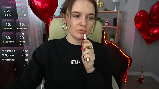 Snapshot of MaribelRiverr_ chatting on February 2025 09:49:01 AM MaribelRiverr online show from February 2025 09:49:01 AM