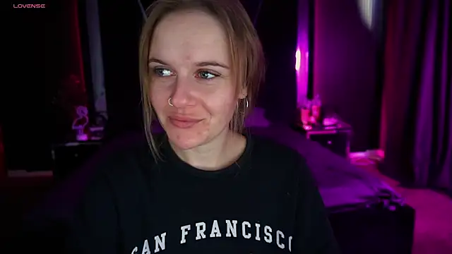 Snapshot of MaribelRiverr_ chatting on September 2025 05:40:02 AM MaribelRiverr online show from September 2025 05:40:02 AM