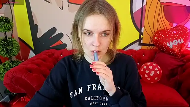 MaribelRiverr  online show from February 2026 06:28:01 AM