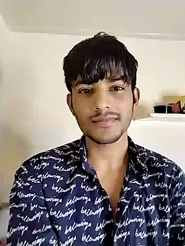 Snapshot of kingkartik7 chatting on January 2025 03:23:02 PM kingkartik7 online show from January 2025 03:23:02 PM