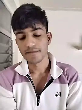 Snapshot of kingkartik7 chatting on February 2025 06:48:01 PM kingkartik7 online show from February 2025 06:48:01 PM