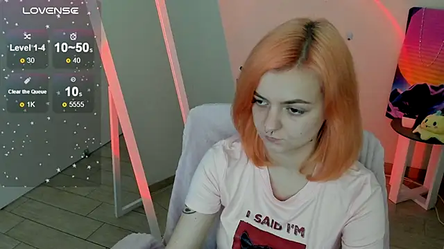 Fire Bestie online show from October 2025 01:00:01 PM