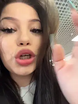 Chloe  Moon online show from March 2026 11:05:01 AM