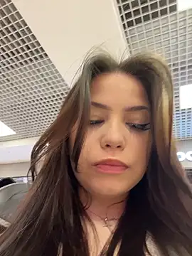 Chloe  Moon online show from April 2026 02:06:02 PM