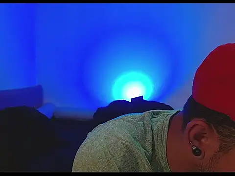 tylor boy online show from May 2026 03:13:01 AM