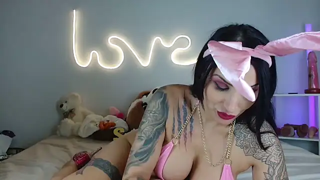 JuliaVegaOff online show from March 2026 08:21:02 PM