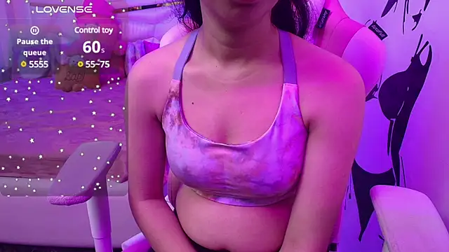 Snapshot of YourKusu chatting on January 2025 09:22:01 PM YourKusu online show from January 2025 09:22:01 PM