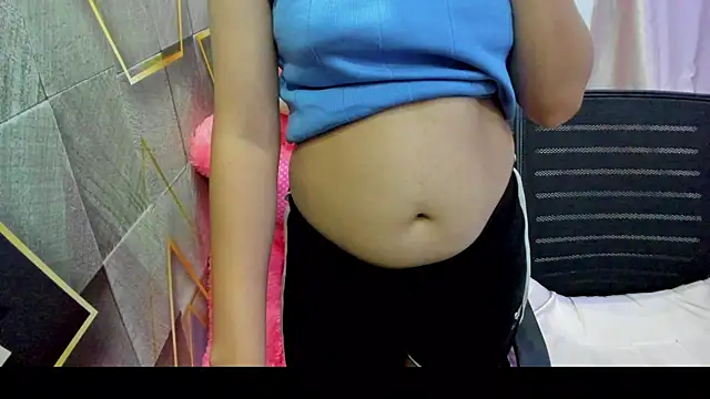 Snapshot of YourKusu chatting on September 2025 11:17:02 PM YourKusu online show from September 2025 11:17:02 PM