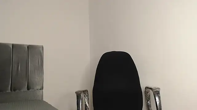 Snapshot of alex-lover chatting on October 2025 01:26:01 AM alex-lover online show from October 2025 01:26:01 AM