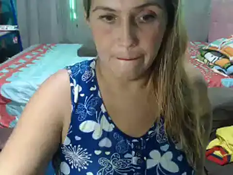 Snapshot of mom_son_dirty chatting on December 2024 12:30:02 AM mom son dirty online show from December 2024 12:30:02 AM