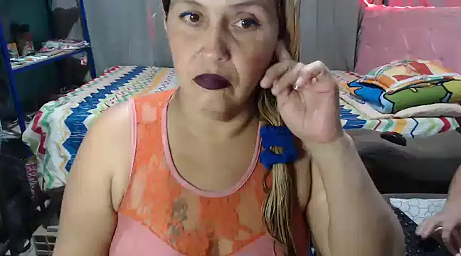 Snapshot of mom_son_dirty chatting on February 2025 12:16:01 AM mom son dirty online show from February 2025 12:16:01 AM