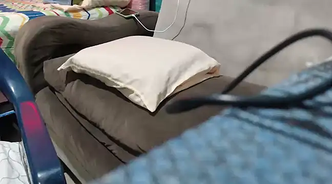 Snapshot of mom_son_dirty chatting on February 2025 11:26:02 PM mom son dirty online show from February 2025 11:26:02 PM