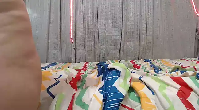 Snapshot of mom_son_dirty chatting on February 2025 12:05:02 AM mom son dirty online show from February 2025 12:05:02 AM