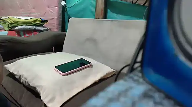 Snapshot of mom_son_dirty chatting on March 2025 11:59:02 PM mom son dirty online show from March 2025 11:59:02 PM