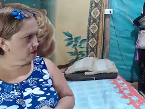 Snapshot of mom_son_dirty chatting on September 2025 10:24:02 PM mom son dirty online show from September 2025 10:24:02 PM