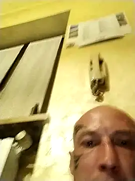 DizzyInitiator7 online show from April 2026 03:20:01 AM