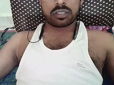 Snapshot of ballandnuts chatting on April 2026 03:06:01 PM ballandnuts online show from April 2026 03:06:01 PM