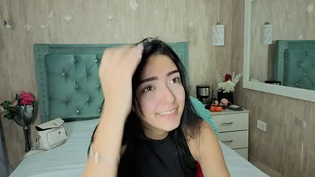 Snapshot of Marcelaa_fox chatting on June 2026 09:07:02 PM Marcelaa fox online show from June 2026 09:07:02 PM