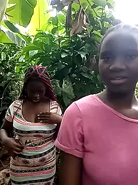 Snapshot of Black_juicy24 chatting on December 2024 12:25:02 PM Black juicy24 online show from December 2024 12:25:02 PM