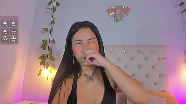 Isabella Flowers online show from December 2025 07:53:01 PM