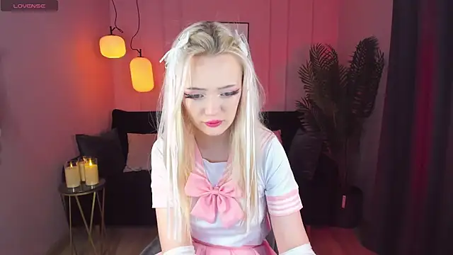 EmilyAir online show from January 2025 06:30:02 AM