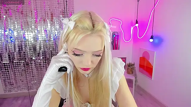 EmilyAir online show from January 2025 05:40:02 PM