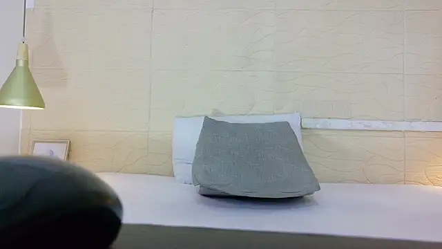 Chocolatte bar online show from October 2025 01:51:02 PM