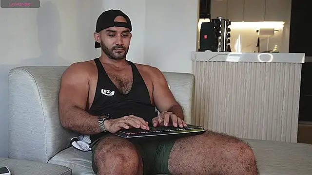 orion1993 online show from October 2025 08:50:02 PM