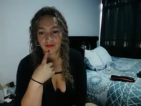 mature tammyjones online show from January 2025 11:55:01 AM
