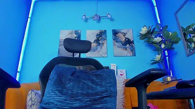 Snapshot of _hairybeard_ chatting on February 2025 12:34:01 PM hairybeard online show from February 2025 12:34:01 PM