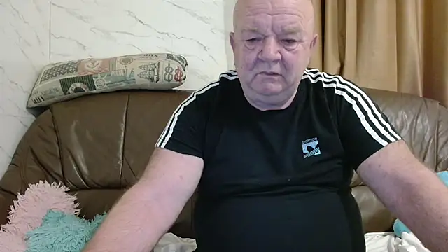 fullballs6 online show from February 2026 02:52:02 AM